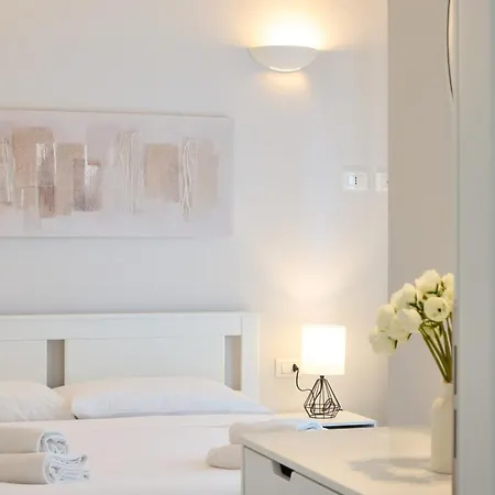 Appartement 6 Tram Stops To Center - San Donato *