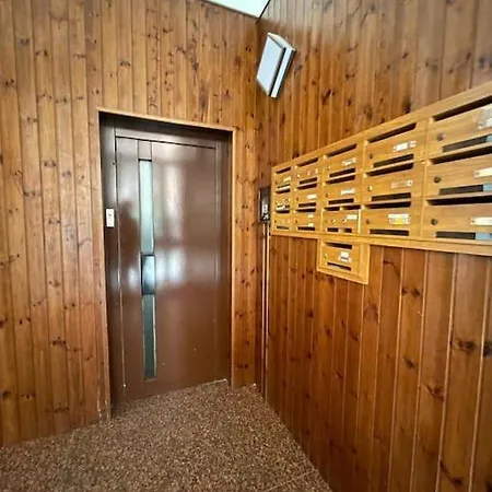 6 Tram Stops To Center - San Donato Appartement *